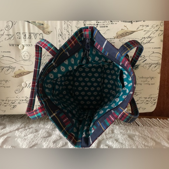 NWT Vera Bradley Tote: Blue/Red Quilted Plaid Fabric, Black Velvet Dog 15x11x6in - Picture 9 of 14